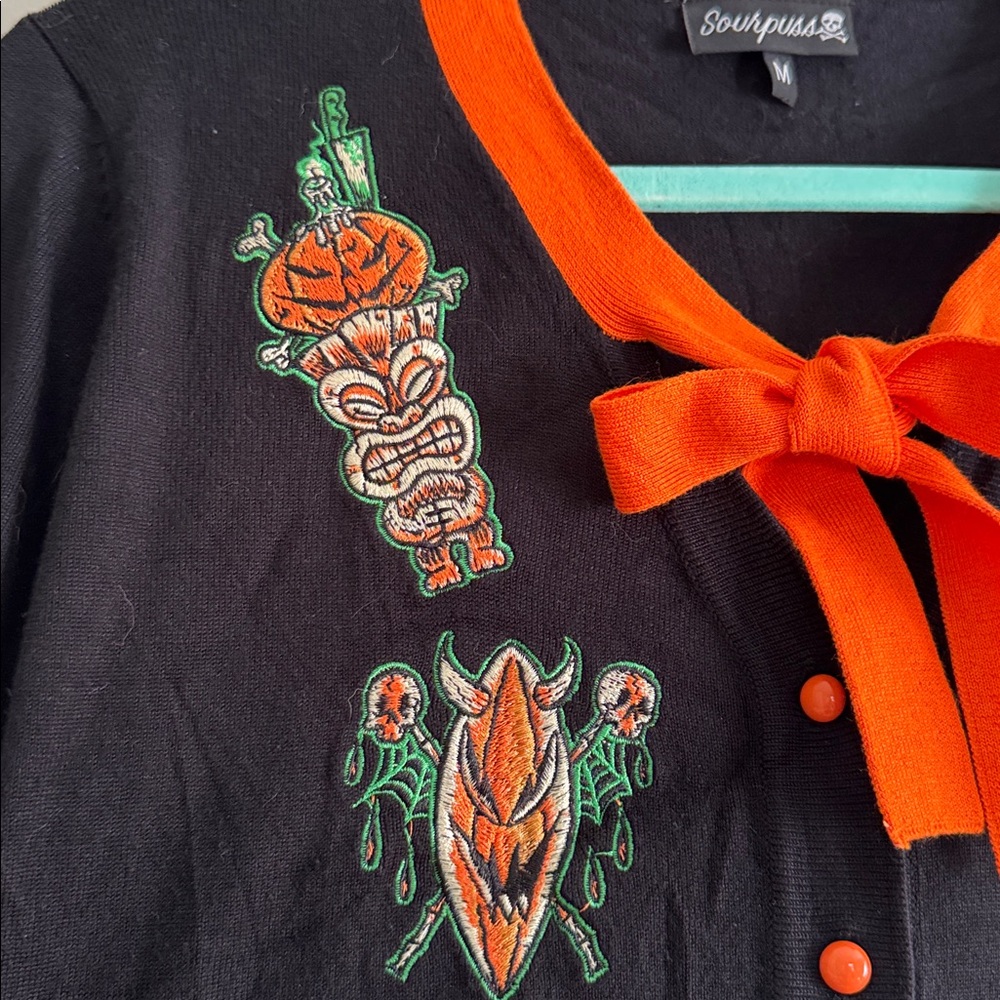 Sourpuss Spooky Tiki Crop Cardigan - Picture 2 of 3